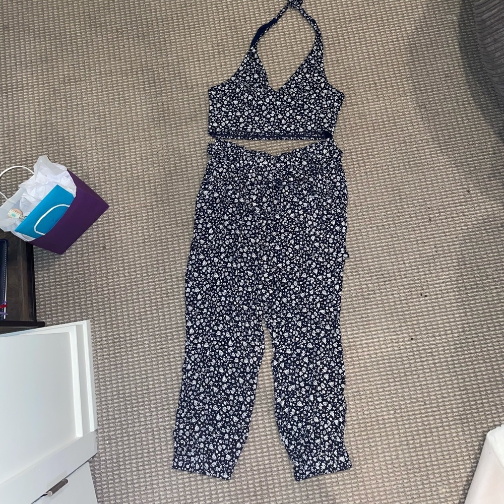 2 Piece Set